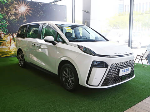 2025�� 2.0T �Զ������� 7��