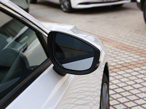 2025�� 2.0L �Զ����Ű�