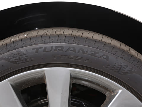 2025�� 2.0L �Զ����Ű�