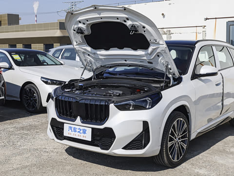 2025�� xDrive25Li M�˶���ҹ��װ