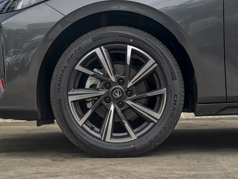 2026�� 1.5T �����