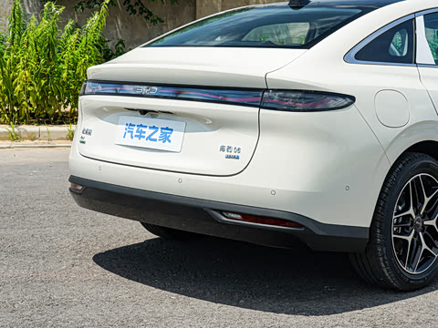 2027�� EV 530KM������