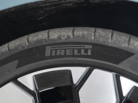 2026�� �콢quattro��