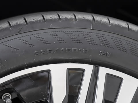 2026�� 260L