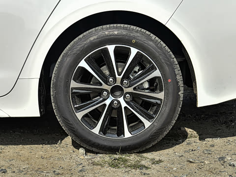 2026�� ����L ���Ͱ� 2.0L ������