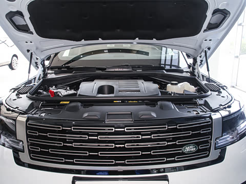 2025�� 3.0 L6 400PS ʢ���ӳ���