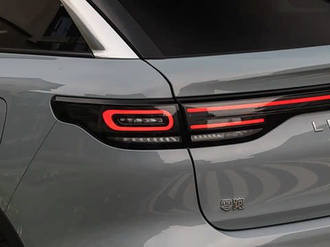 2027�� ���̻�����