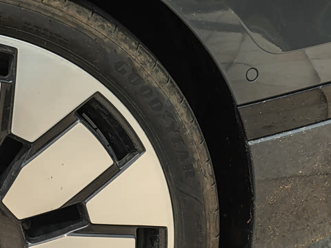 2026�� quattro Ǭ���Ǽݰ�