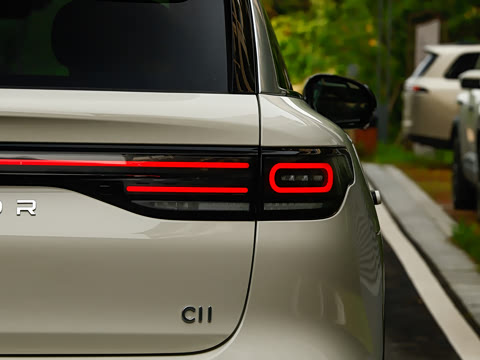 2027�� ���������