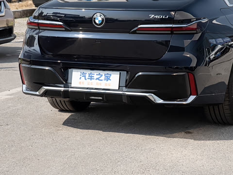 2026�� 740Li ������ M�˶���װ