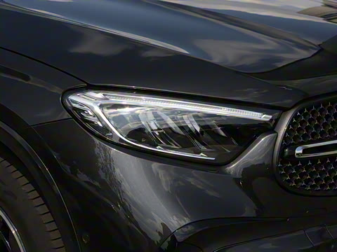 2026�� GLC 260 4MATIC ����SUV