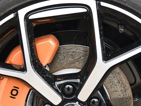 2026�� 240����Ultra+