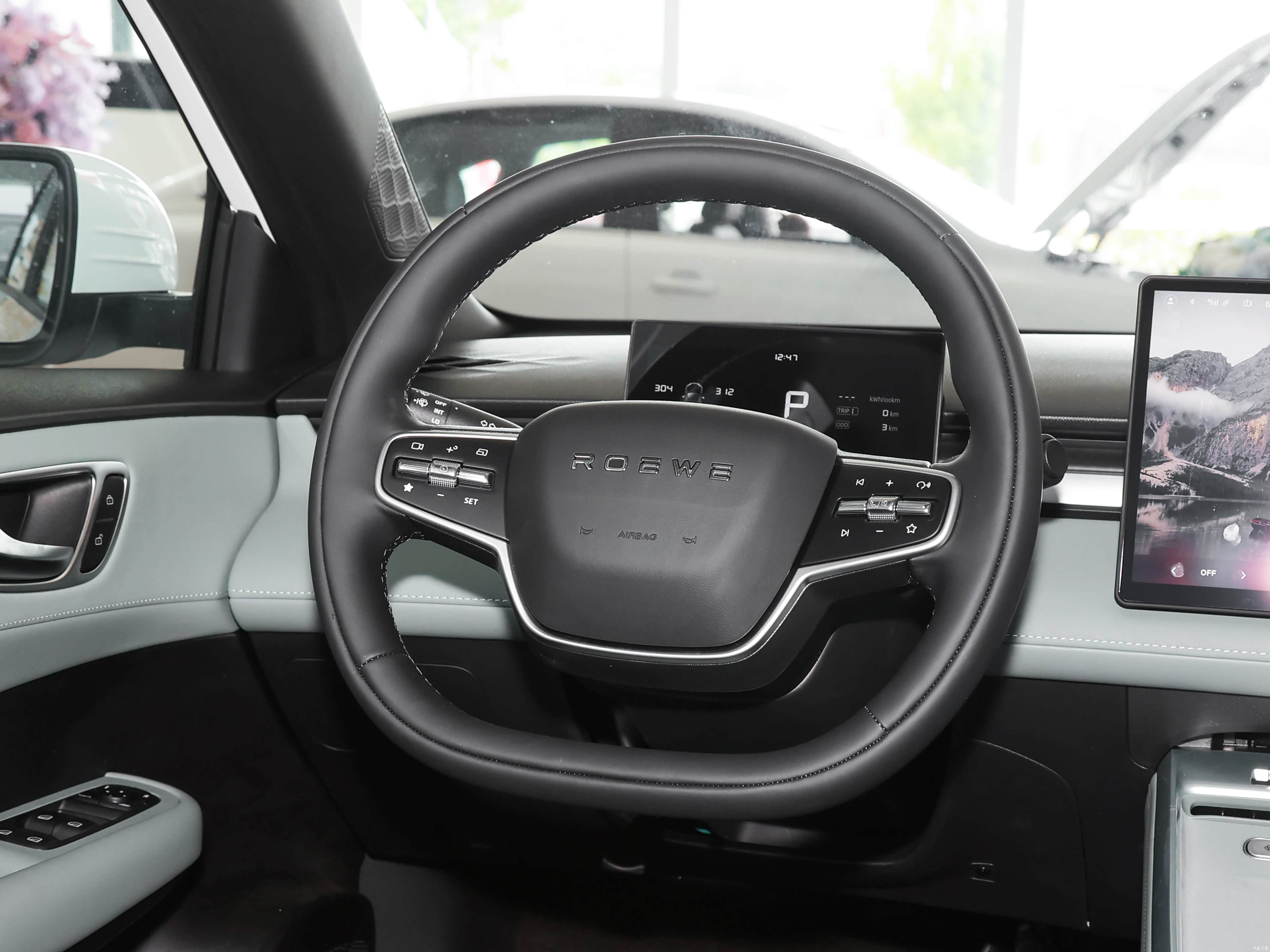 Roewe D6, миниатюра 15