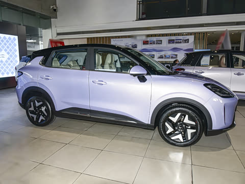 2025�� 325km �콢��