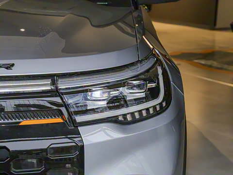 2025�� 2.3T EcoBoost ���ش�Խ�� 5��