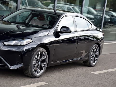 2026�� 225L M�˶���װ
