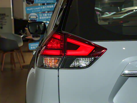 2025�� ���� 2.0L �������İ�