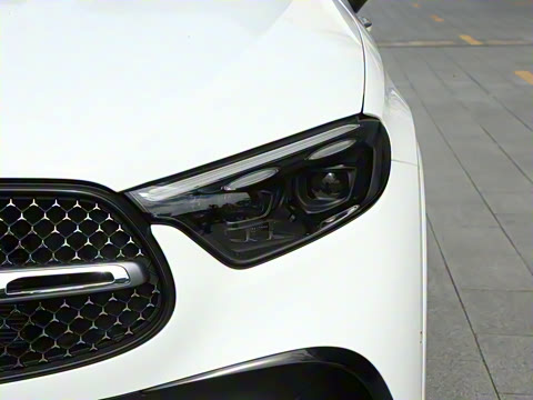 2025�� �Ŀ� GLC 300 L 4MATIC ������ 5��