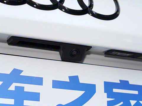 2025�� Sportback ��ذ� 40 TFSI quattro ����������