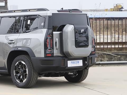 2026�� 211km XWD ����