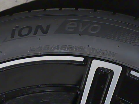 2026�� �ȷ�quattro��