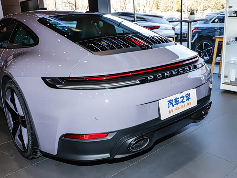 2026�� Carrera 3.0T