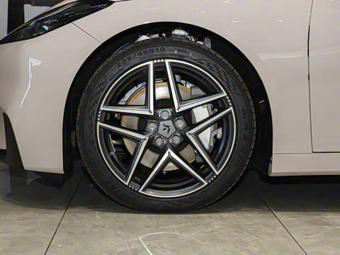 2025�� 630 Lite��