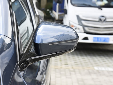 2025�� xDrive30L ������ M�˶���ҹ��װ