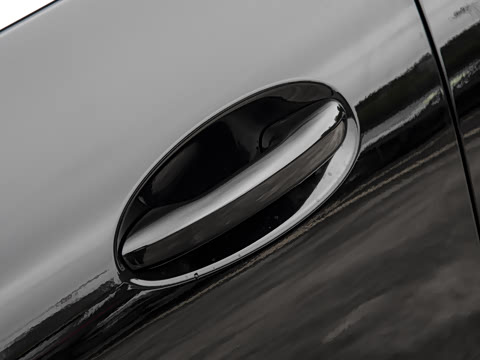 2026�� GLC 260 L 4MATIC ������