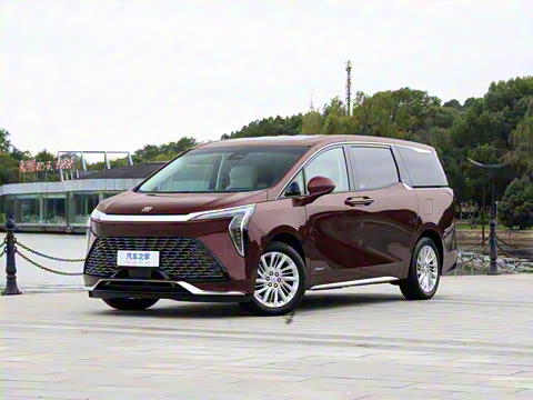 2025�� 2.0T ����������