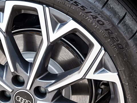 2026�� 2.0T quattro ������	