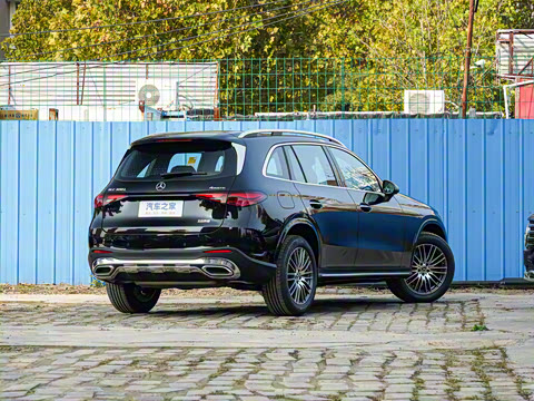 2026�� GLC 300 L 4MATIC ������ 5��