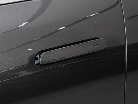 2025�� Ultra ���ܻ��°�