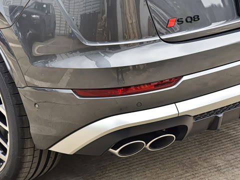 2026�� 4.0 TFSI 