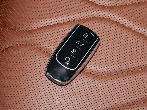 2027�� ������ 2.0T ��