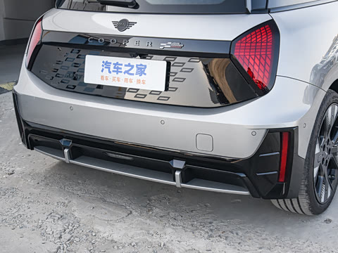 2025�� �Ŀ� JOHN COOPER WORKS