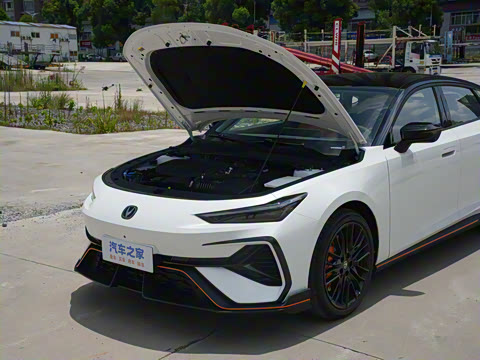 2025�� ������ 2.0T ������