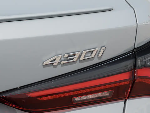 2026�� 430i M�˶���ҹ��װ