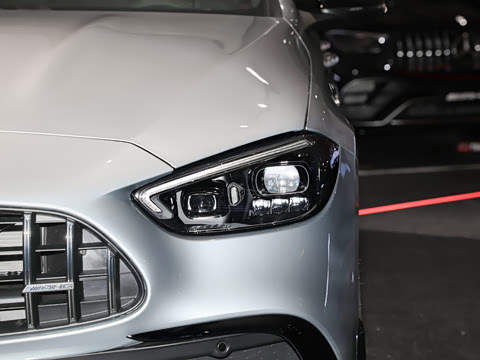 2026�� AMG C 43 4MATIC