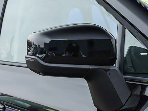 2026�� 2.0L ����������