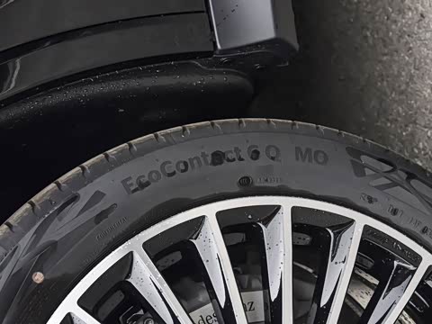 2025�� �Ŀ� GLC 300 4MATIC ����SUV