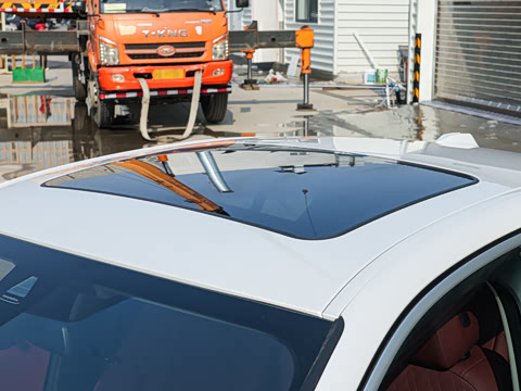 2026�� 325i M�˶���װ