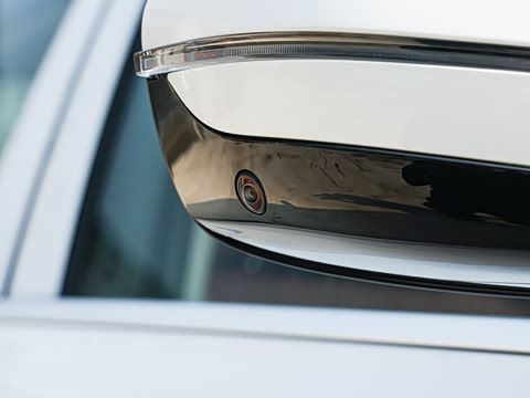 2026�� 325i M�˶���װ