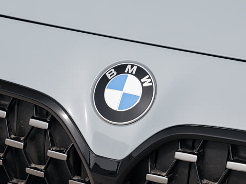 2026�� 430i M�˶���ҹ��װ