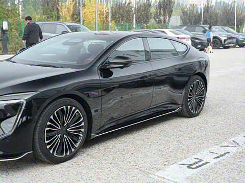 2026�� Ultra ���������