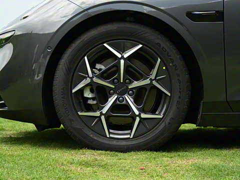 2025�� 240����Ultra