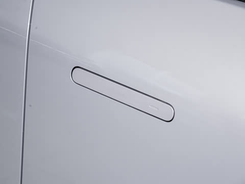 2025�� 702 ������ Ultra