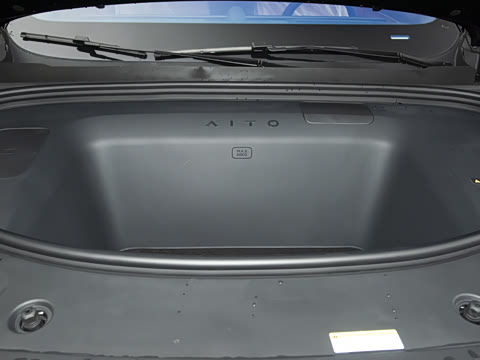 2025�� ���� Max+ ������������ 