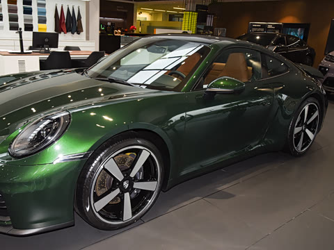 2026�� Carrera 3.0T