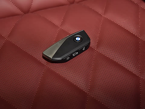 2026�� xDrive 40Li M�˶���ҹ��װ